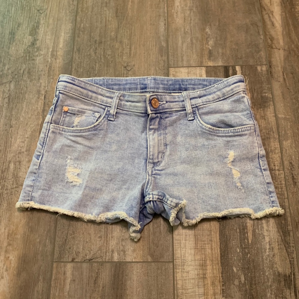Light wash jean shorts